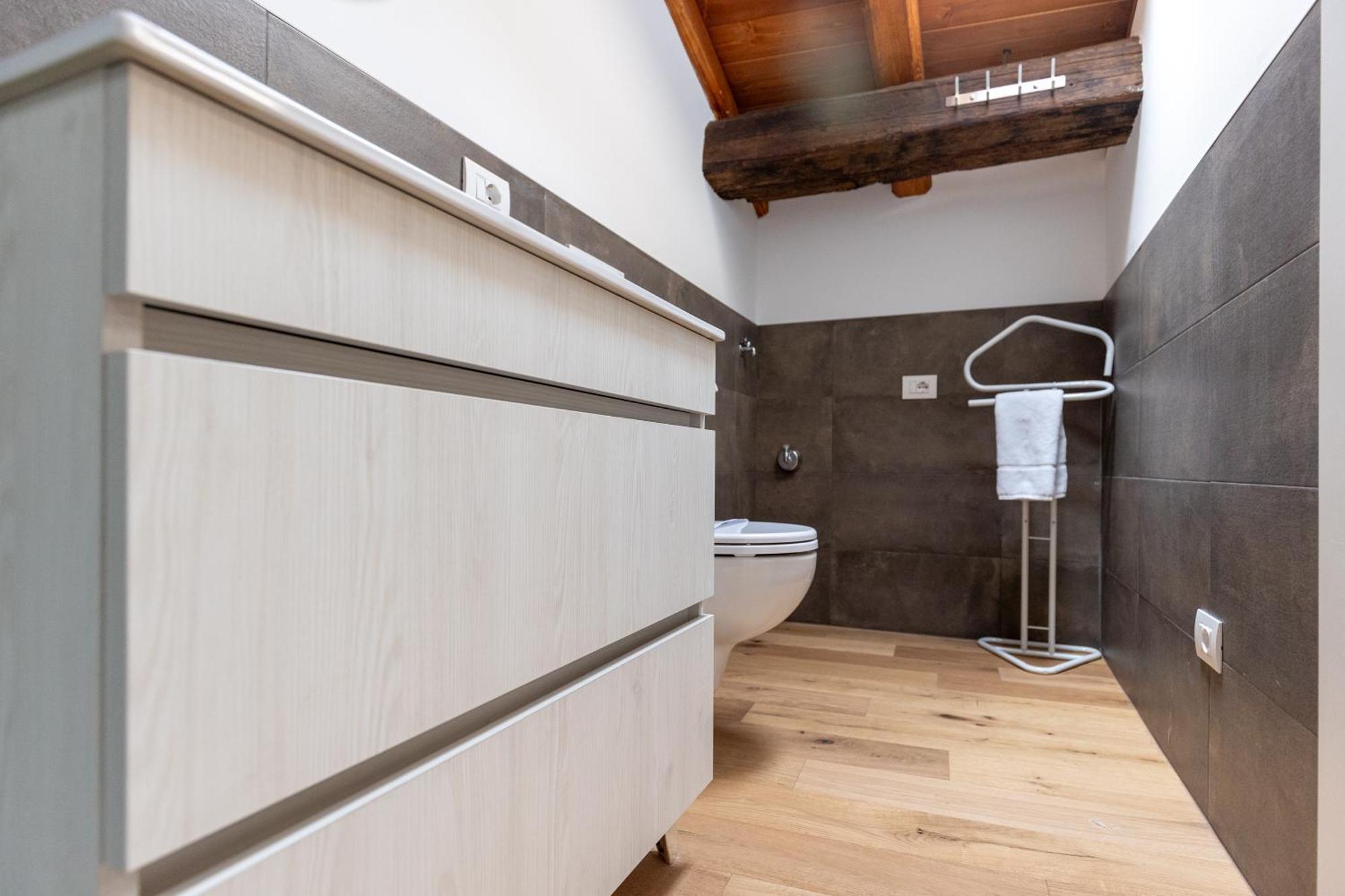 Piazza Del Lago Suites Menaggio Luaran gambar